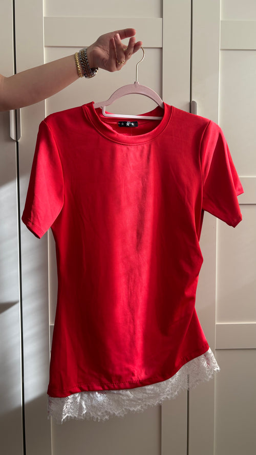 Básica licra con encaje